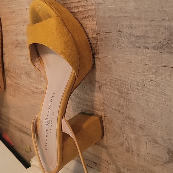 Shoes - Picture 2 of 2